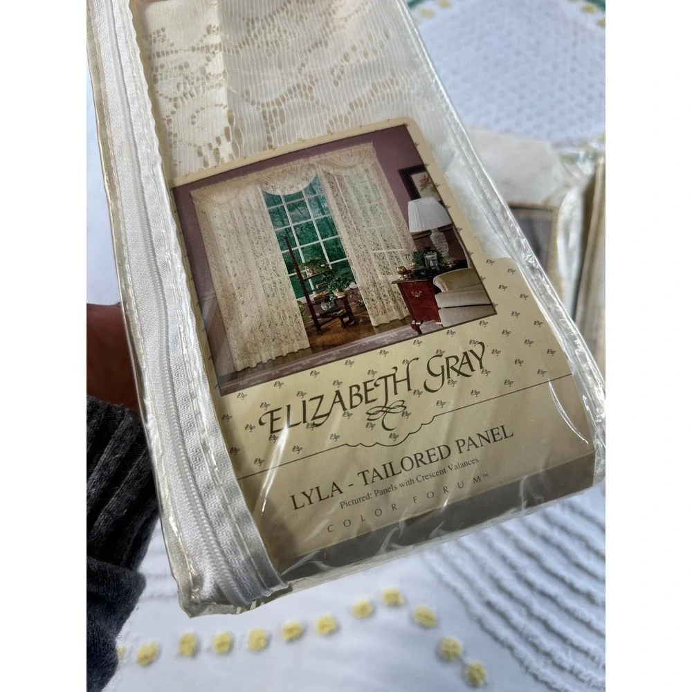 Vintage Elizabeth Gray Lyla Tailored Lace Curtains 60x30 Ecru 3 Panels NOS